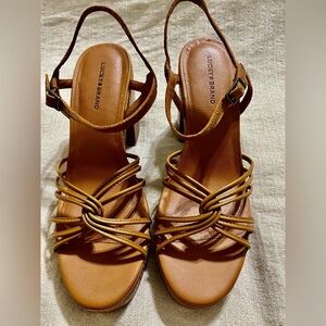 NEW Lucky Brand Women's Chunky Ismene Leather Buckle Platform Sandals-Tan 11